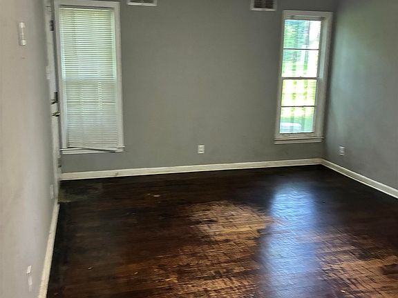 4th image of 3004 Dumbarton Rd