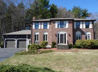 31 Oriole Rd, Medfield, MA 02052