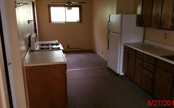 3rd image of 3864 Trumbull St