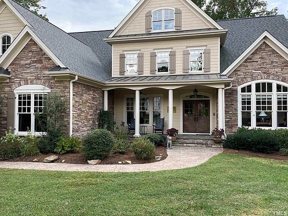 3rd image of 109 Painted Turtle Ln