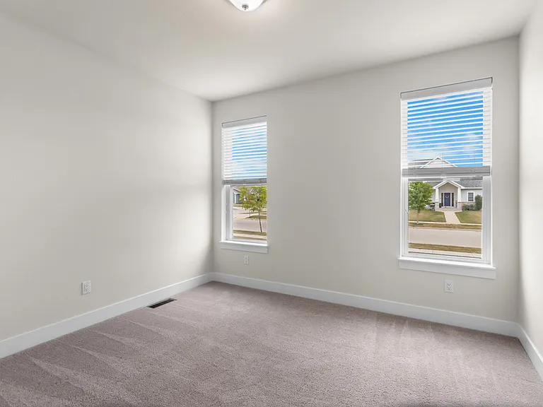 265 Farmstead Dr — Photo 15