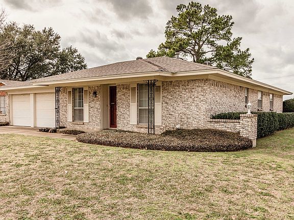 2nd image of 908 Kristin Ct