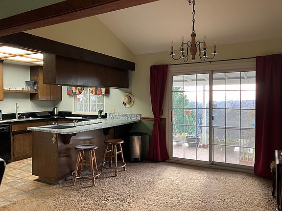 5th image of 6390 Pikes Peak Cir