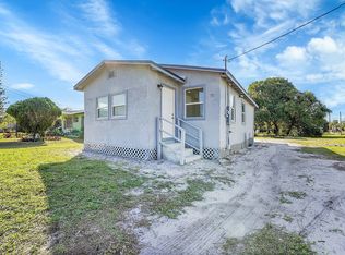 711 N 17th St, Fort Pierce, FL 34950