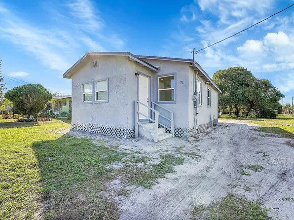 711 N 17th Street, Fort Pierce, FL 34950