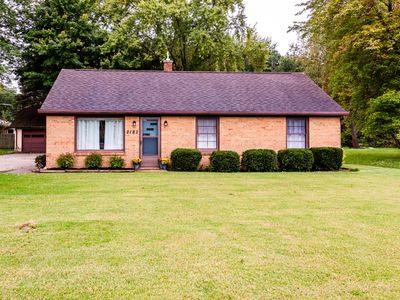 2182 E Napier Ave, Benton Harbor, MI, 49022