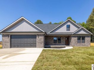 39 Ellie Ct, Mayfield, KY 42066