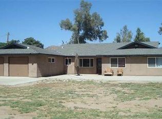 37553 Millwood Dr, Woodlake, CA 93286
