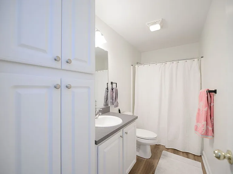 183 Herman Melville Ave — Photo 28