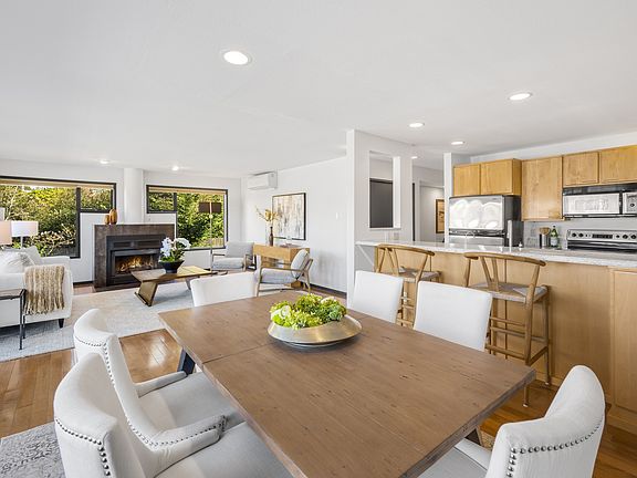 5th image of 555 Kirkland Way Unit 305