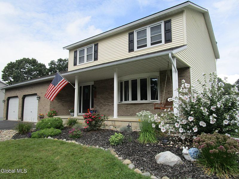 2nd image of 300 Debbie Drive