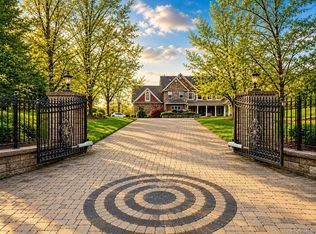 14 Stonewall Court, Warwick, NY 10990