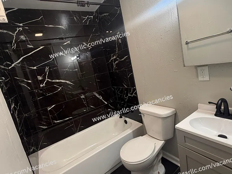 4414 W 24th Pl — Photo 11