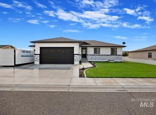 565 Clearwater Way, Heyburn, ID 83336