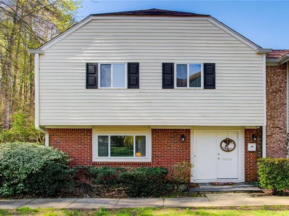 7114 Stonington Dr NE, Sandy Springs, GA 30328