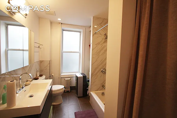 Rented by Compass | media 27