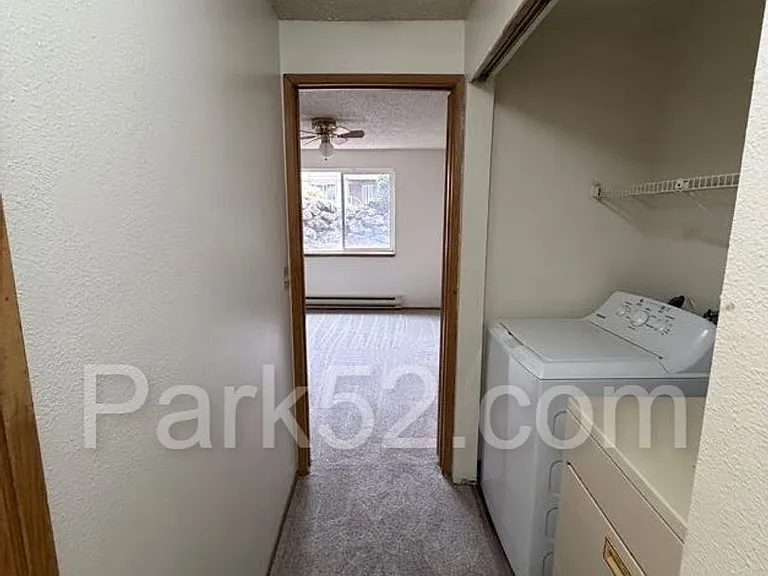 5025 S Orchard St #B — Photo 15