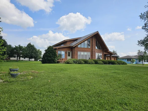 332 Allan St, Allison, IA 50602