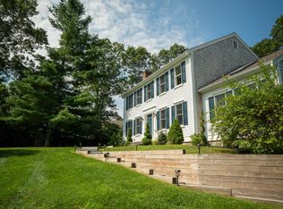 15 Moon Compass Ln, Sandwich, MA 02563