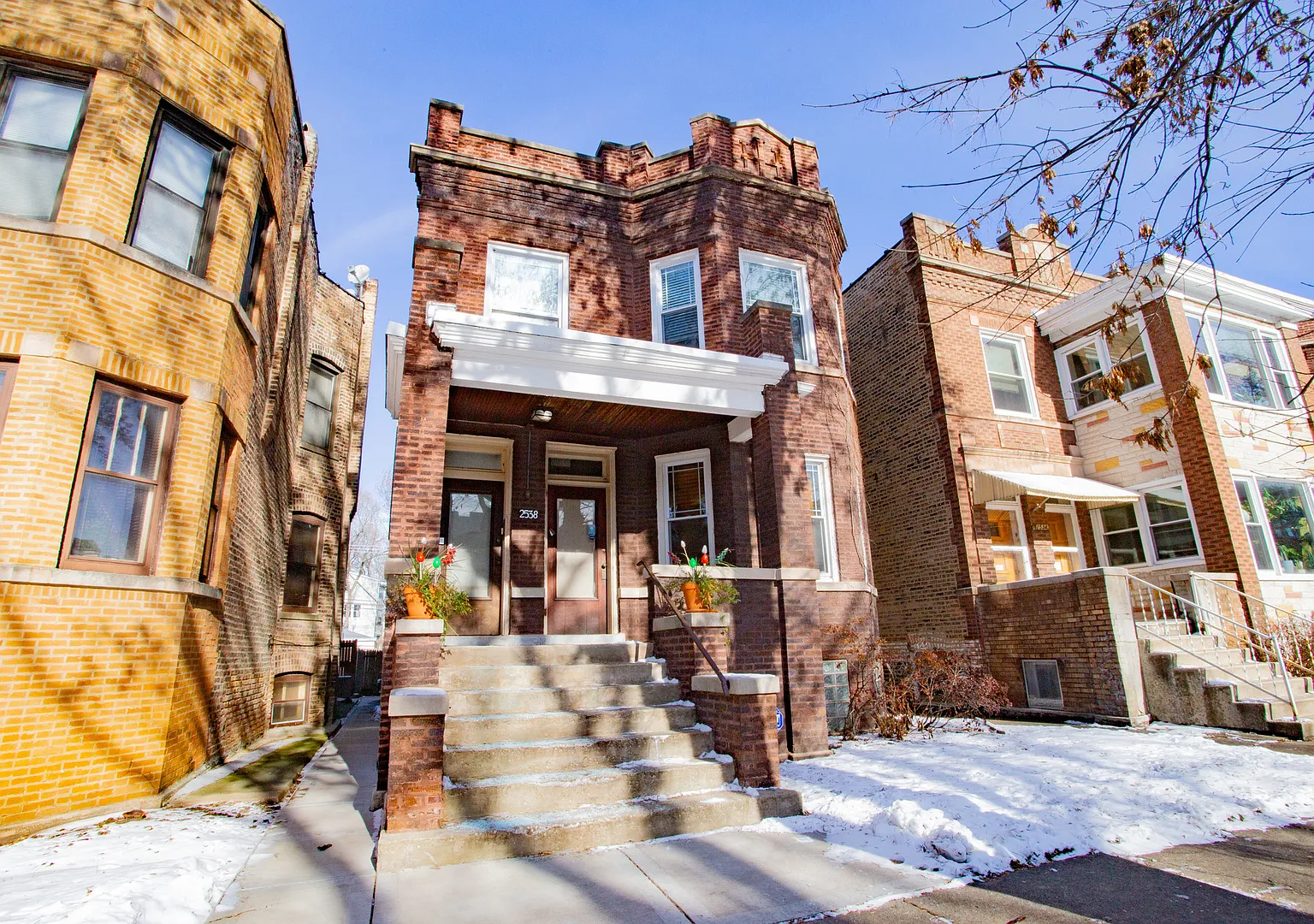 2 bed, $2,000 — Photo 1