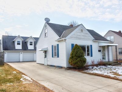2125 Fairmont STREET, Manitowoc, WI, 54220
