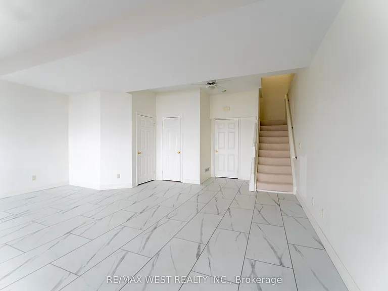 114 Brown St #3 — Photo 27