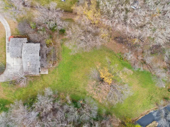 1241 Southview Dr, Hastings, MN 55033