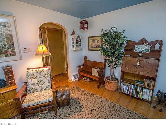 5th image of 5109 E 115th St