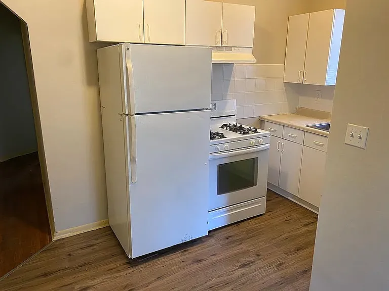 2500 Harriet Ave #1 — Photo 2
