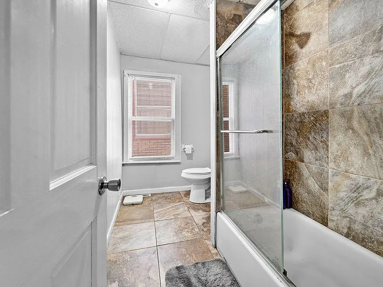 122 Murray St — Photo 9