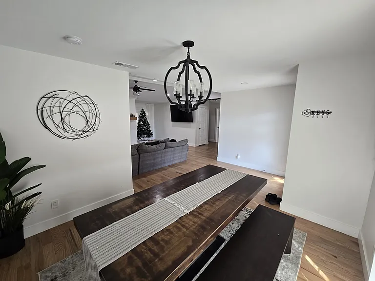 5509 Edgewater Cir — Photo 4