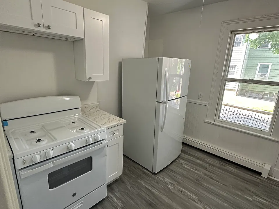 93 Tremont St #1