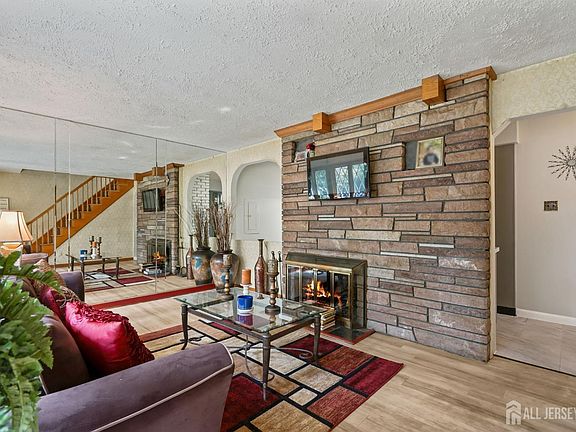 4th image of 901 Milton Blvd