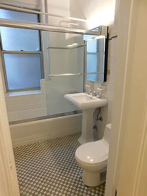 Rented by CitySites Real Estate Group | media 17