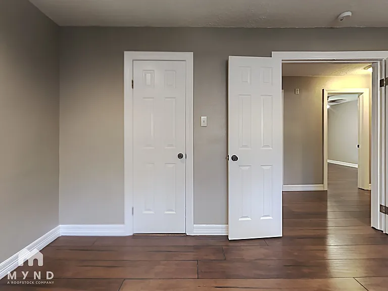 3219 Glen Spring Dr — Photo 9