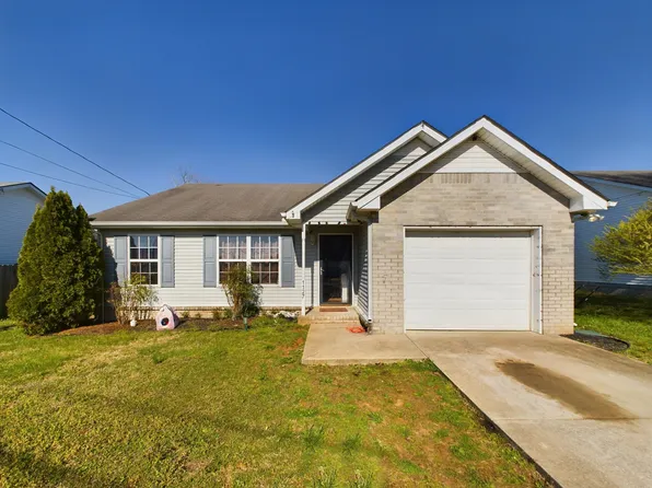 1127 Eastwoods Dr, Murfreesboro, TN 37130