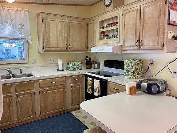 3rd image of 8880 SW 27th Ave Unit B-49