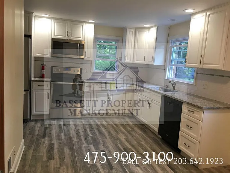 2281 Ridge Rd — Photo 7
