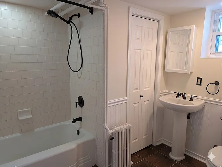 427 Regester Ave — Photo 22