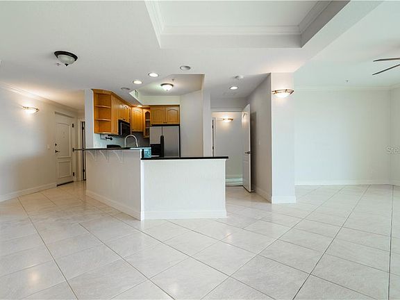 4th image of 750 4th Ave S Unit 603