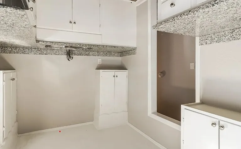 823 Oak Ridge Dr — Photo 4