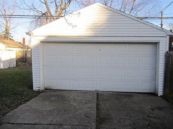 2 car garage