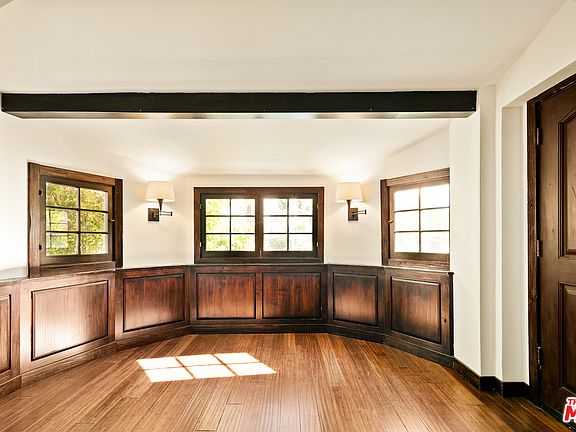 2nd image of 639 N Alta Vista Blvd