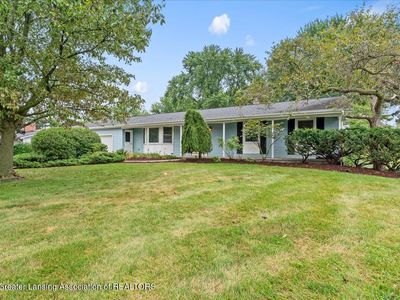 304 W Ledge Dr, Lansing, MI, 48917