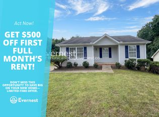 320 Donna Dr, Clarksville, TN 37042