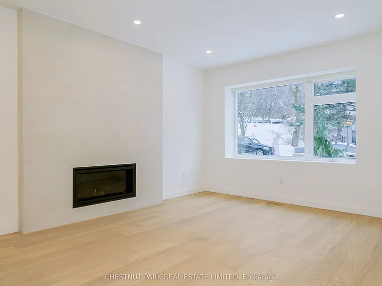 116 Boulton Dr — Photo 4