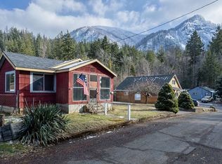 810 SW Sadie B St, Cascade Locks, OR 97014