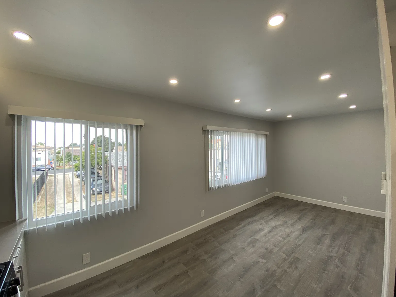 2 bed, 650 sqft, $2,450 — Photo 4