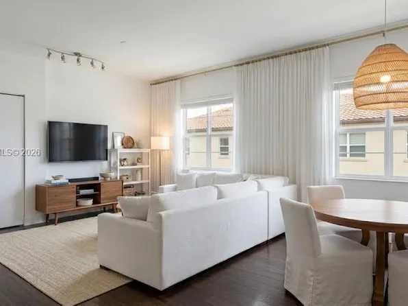 420 15th St APT 307, Miami Beach, FL 33139
