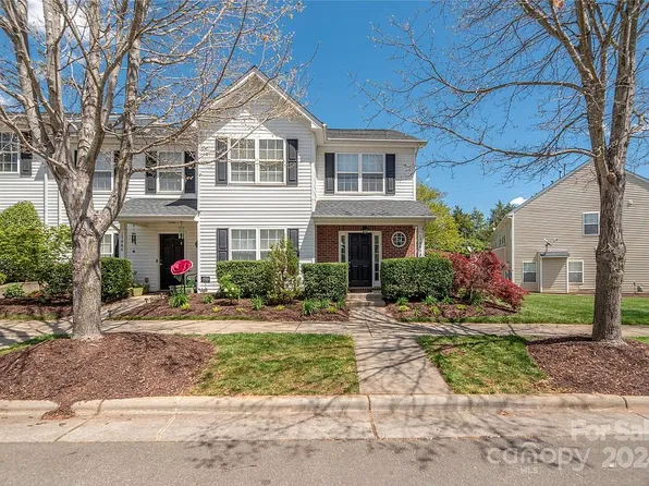 17660 Caldwell Track Dr, Cornelius, NC 28031